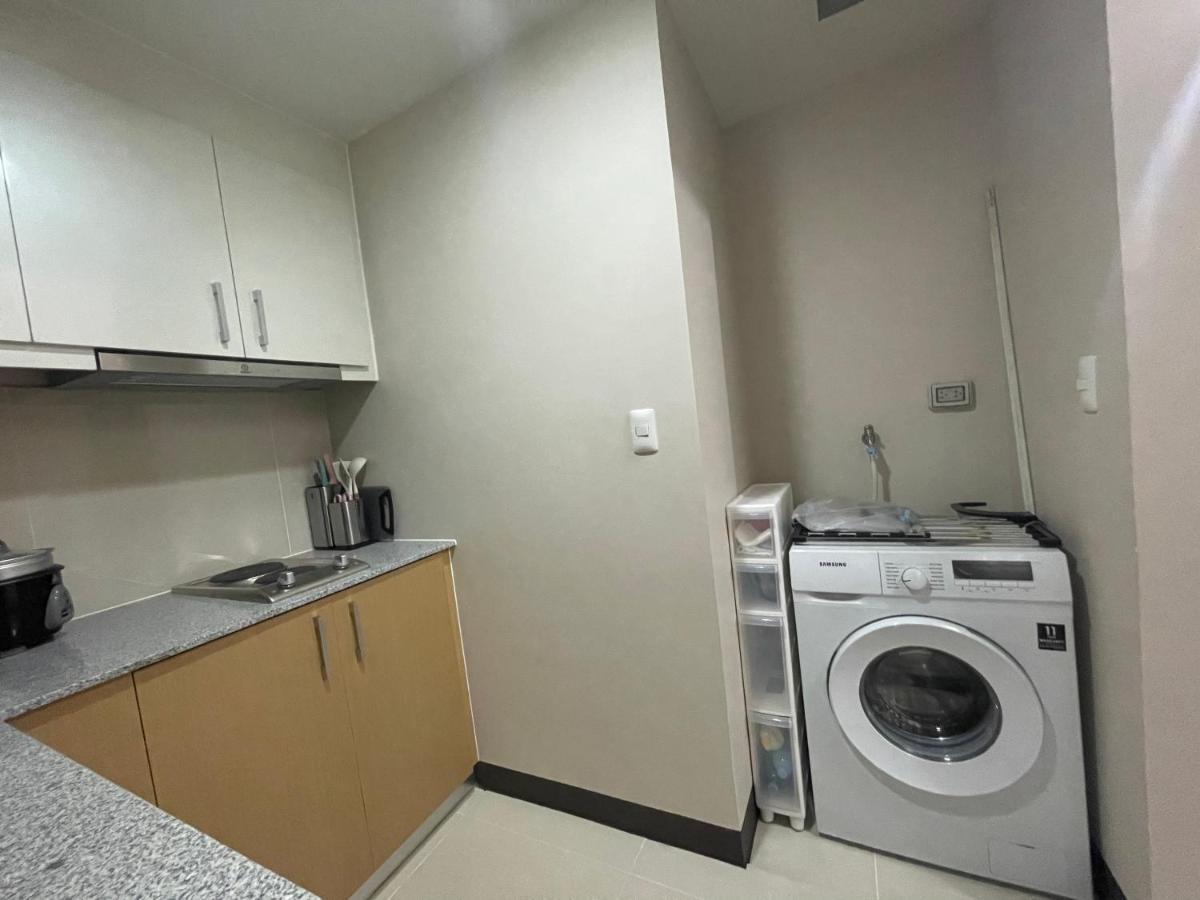 1 Bedroom Condo Uptown Parksuites Bgc, High Floor, Morning Sun Manila Bagian luar foto