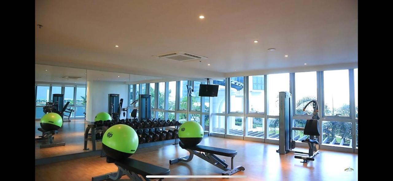 1 Bedroom Condo Uptown Parksuites Bgc, High Floor, Morning Sun Manila Bagian luar foto