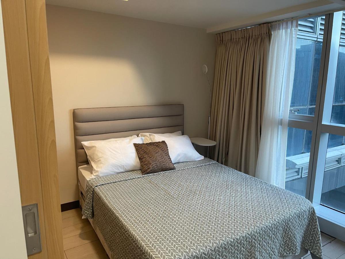 1 Bedroom Condo Uptown Parksuites Bgc, High Floor, Morning Sun Manila Bagian luar foto
