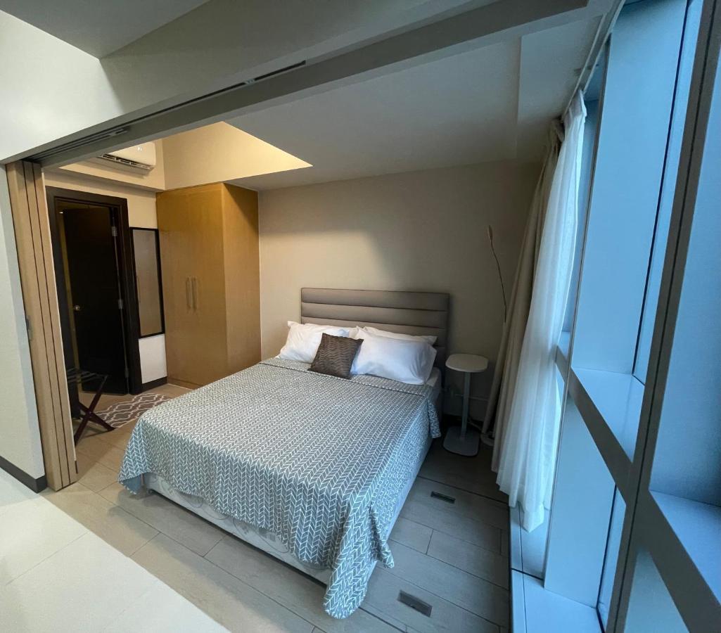 1 Bedroom Condo Uptown Parksuites Bgc, High Floor, Morning Sun Manila Bagian luar foto