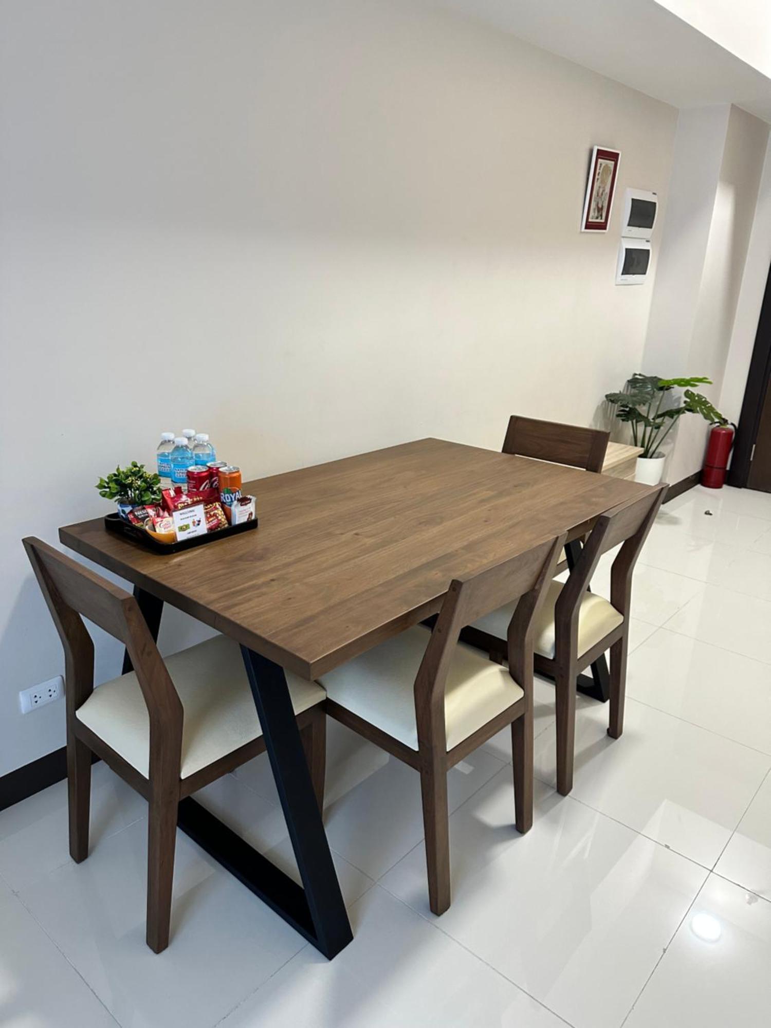 1 Bedroom Condo Uptown Parksuites Bgc, High Floor, Morning Sun Manila Bagian luar foto