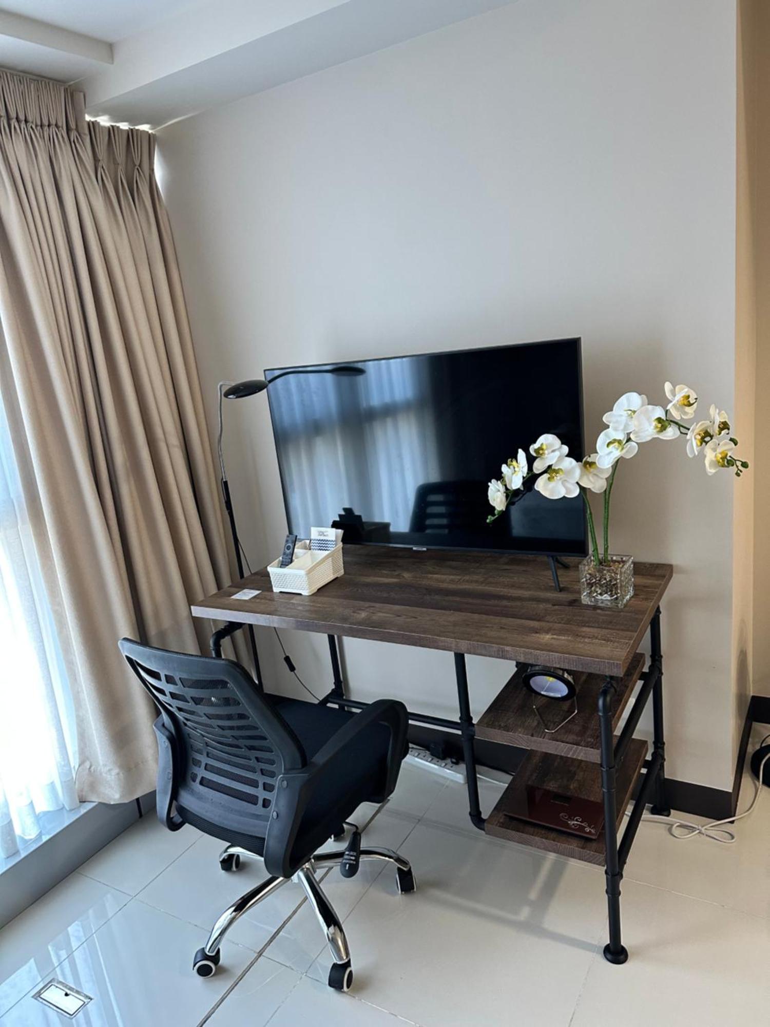1 Bedroom Condo Uptown Parksuites Bgc, High Floor, Morning Sun Manila Bagian luar foto